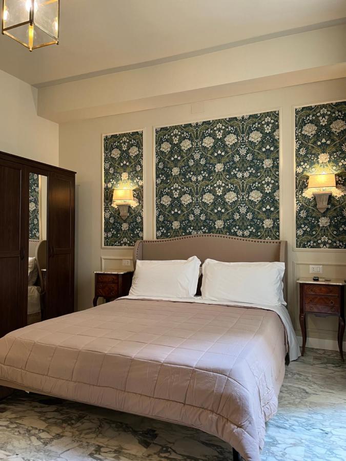 Marion - Holiday Houses Napoli Bagian luar foto